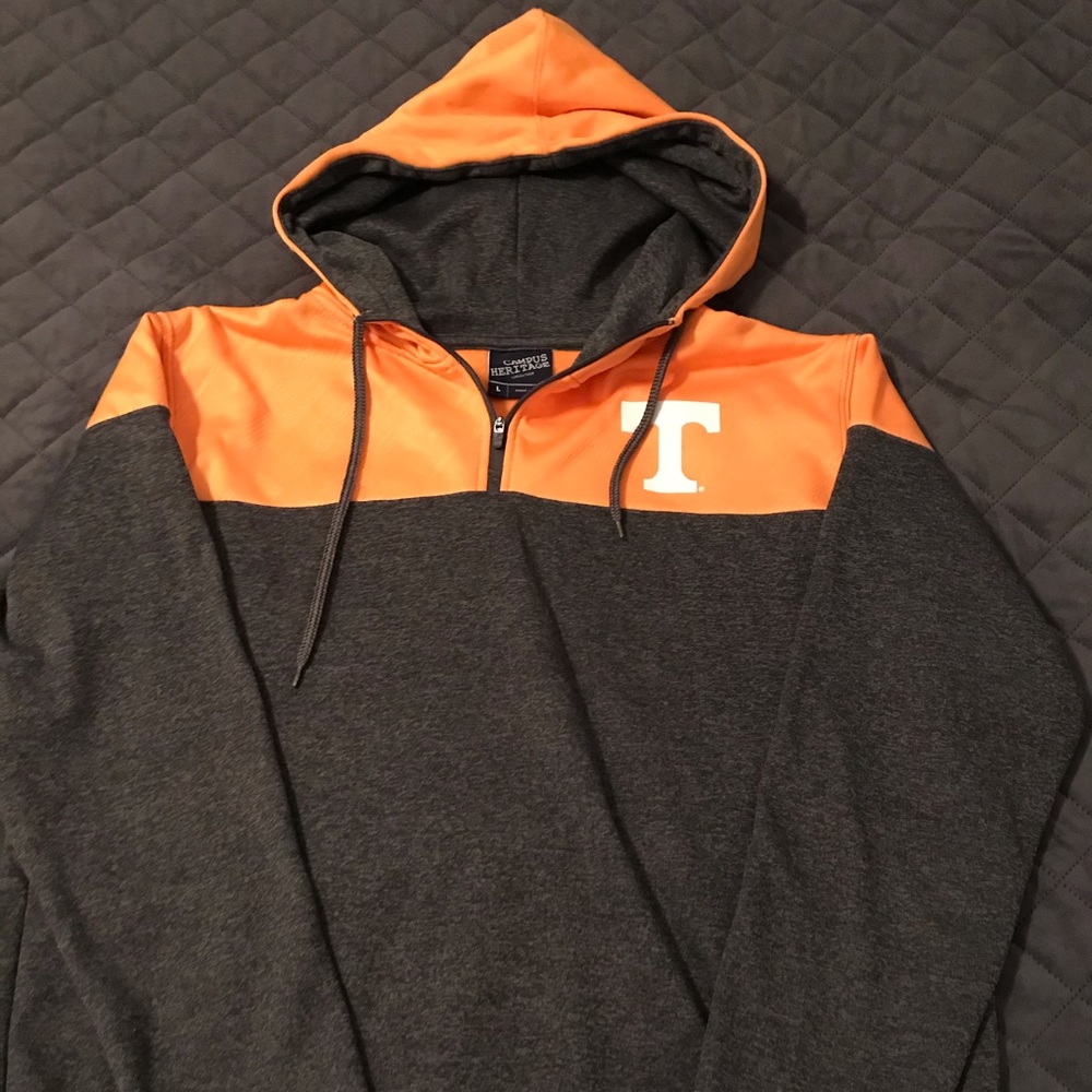 Pullover Hoodie 1/4 zip